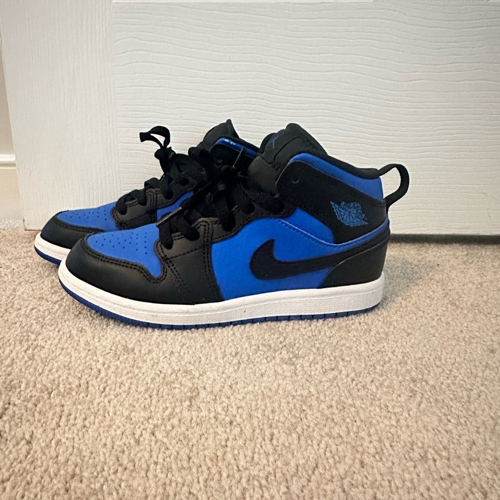 Kids Jordan 1’s